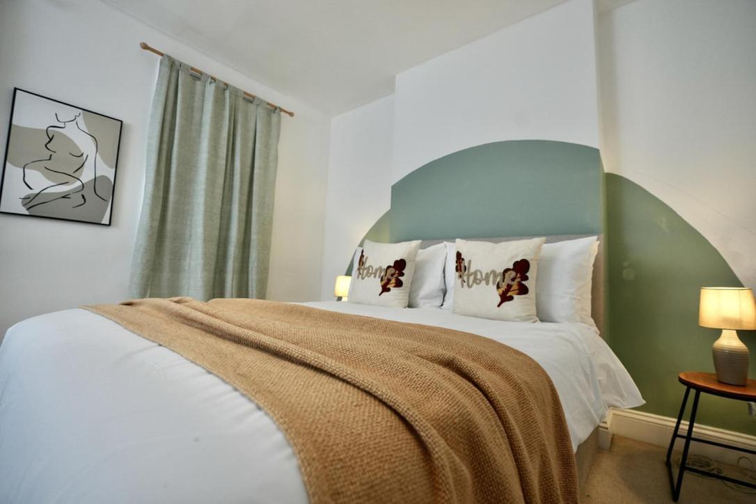 Spacious Two-Bedrooms House, Private Parking, Contractors, Relocators Οξφόρδη Εξωτερικό φωτογραφία