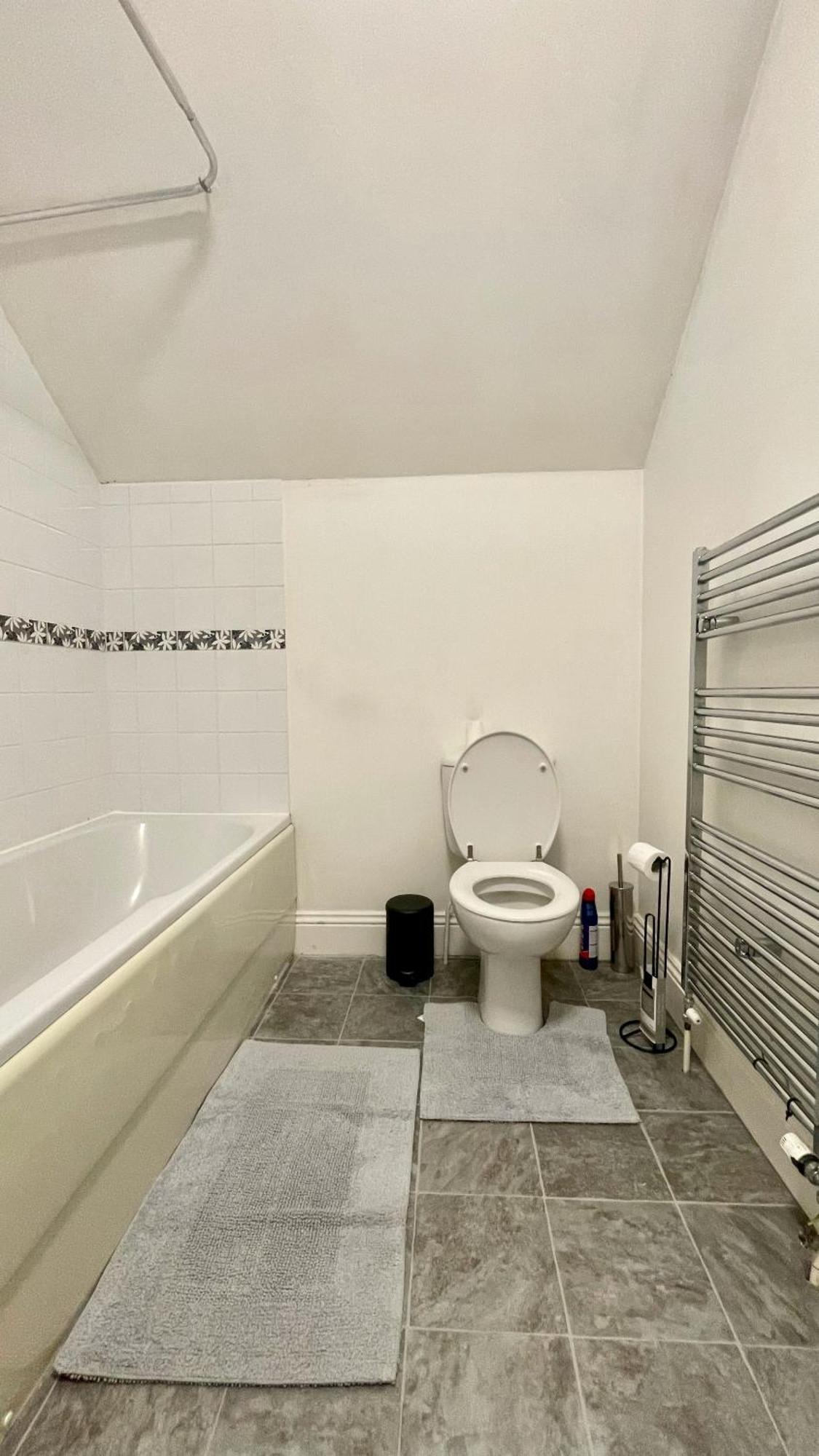 Spacious Two-Bedrooms House, Private Parking, Contractors, Relocators Οξφόρδη Εξωτερικό φωτογραφία